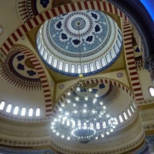 Al Farooq Mosque - Image 6