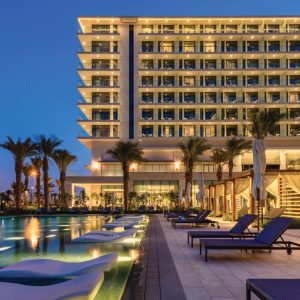 Hotel & Residencias Address